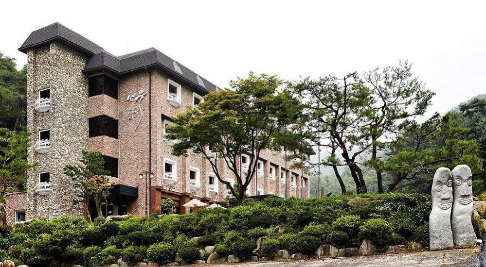Unique Hotel Namoo Cheongju Esterno foto